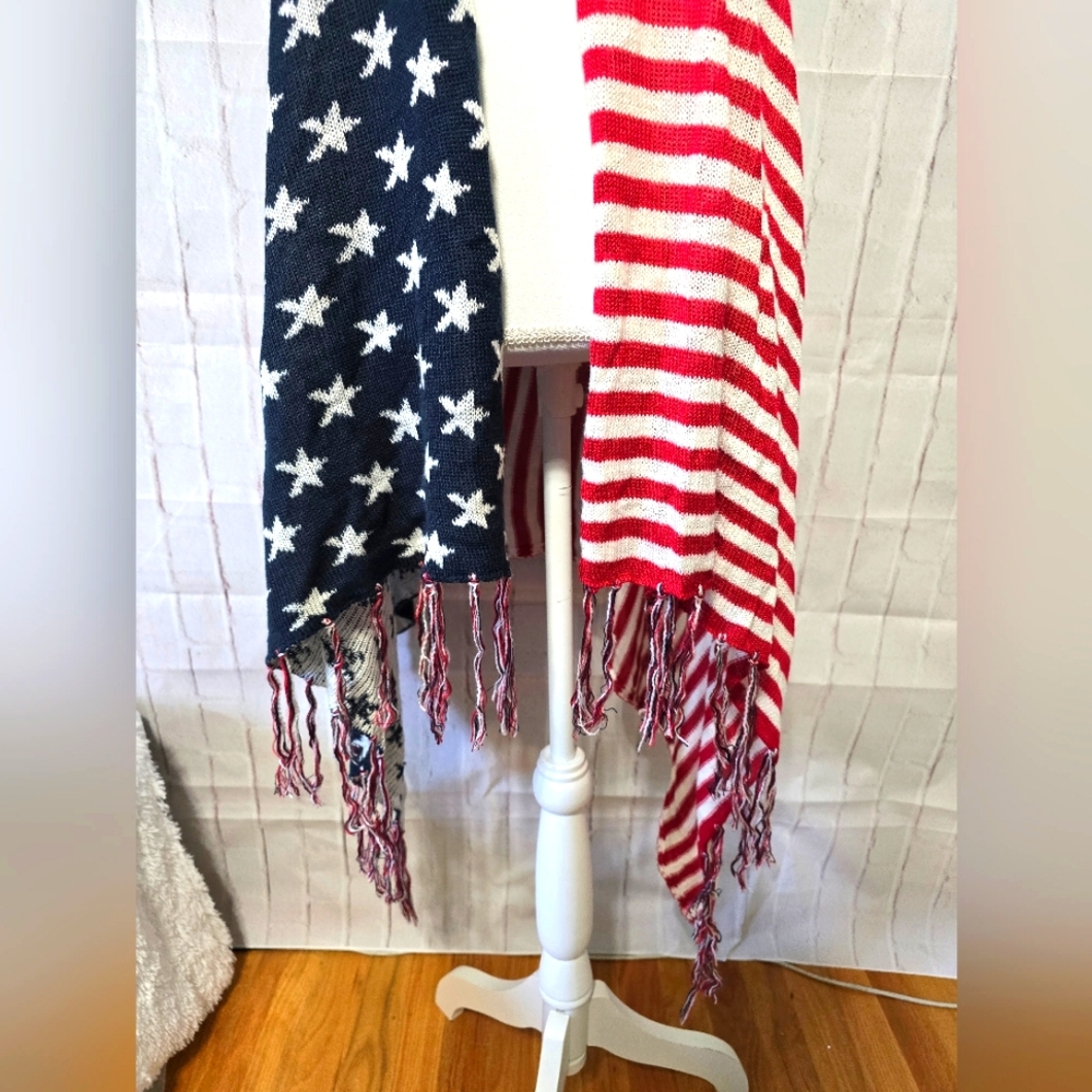American Flag Knit Vest/Sweater - Picture 4 of 8